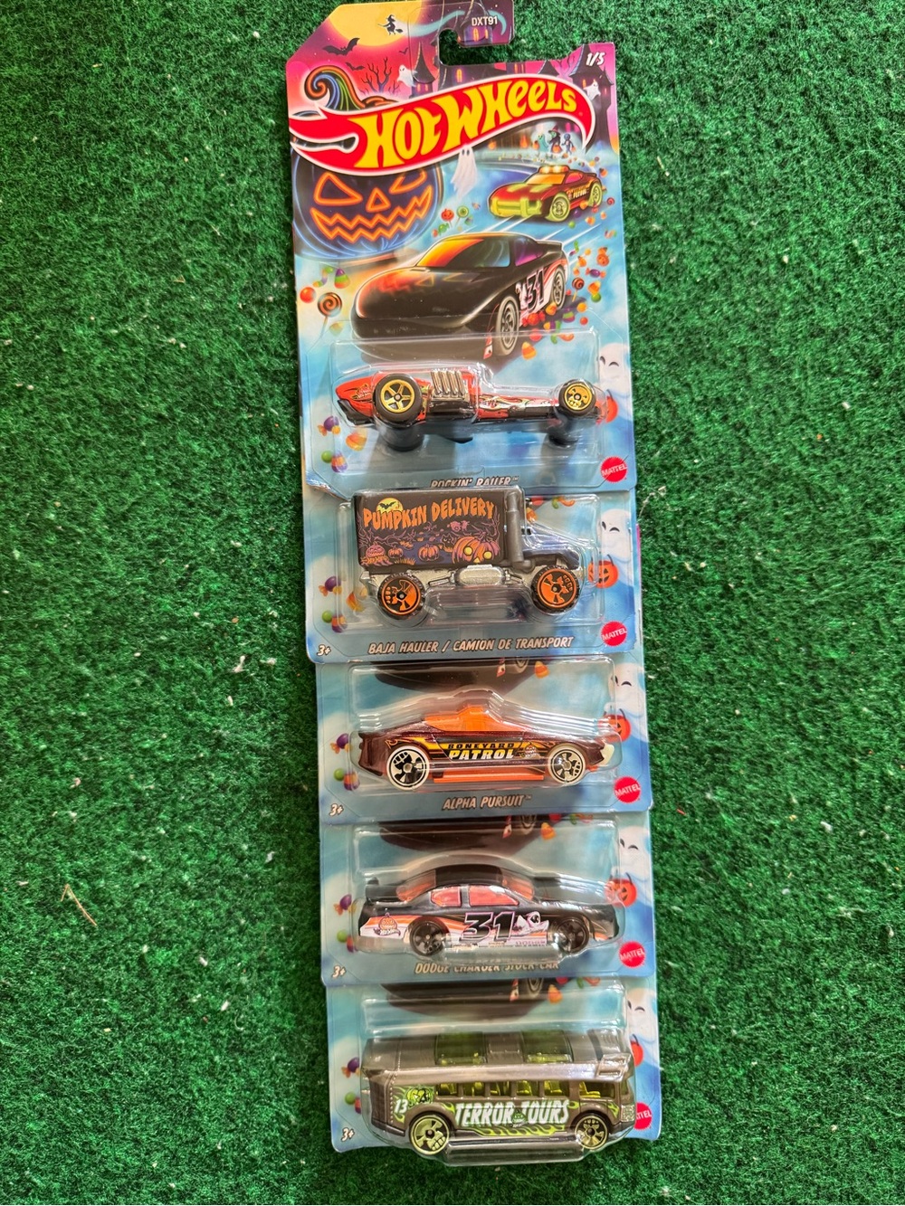 Hot Wheels Halloween Theme 2026 Die-Cast Toy Cars Set of 5